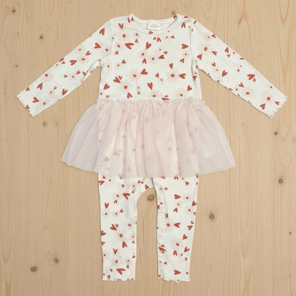 Cat & Jack Valentines Day Heart Print Tutu Romper Size 18M - Picture 8 of 9